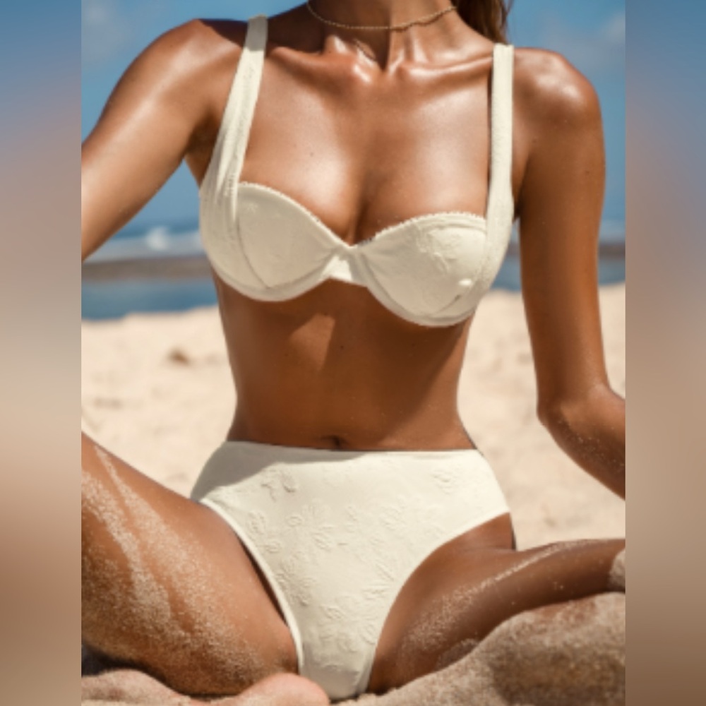 Cupshe NWT Cream Bikini - Summer ‘24 Collection